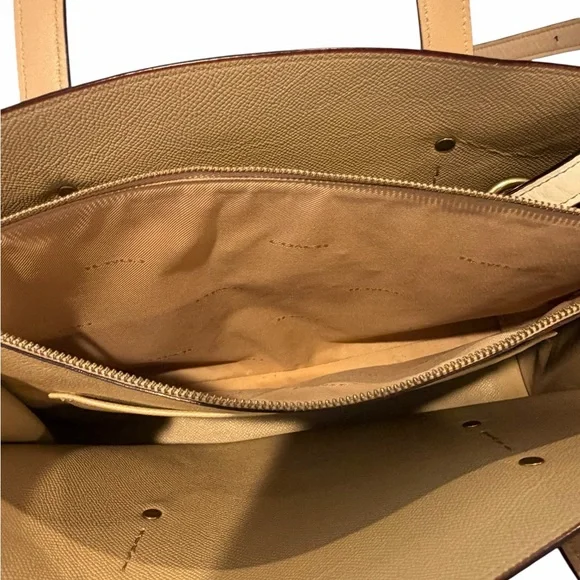 🌿 Coach Charlie Carryall Signature Rose Print Satchel 🌿 - Picture 10 of 12